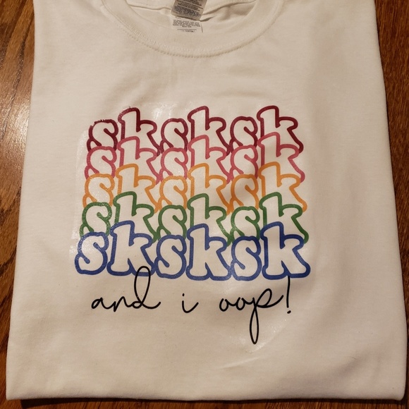 VSCO Girl Tee! - Picture 2 of 3